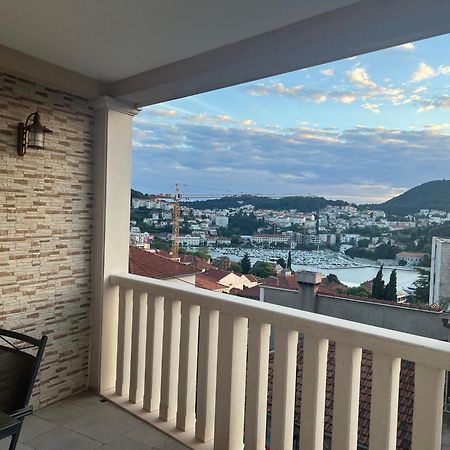 Apartment Violeta 1 With Private Terrace Dubrovnik Exteriör bild